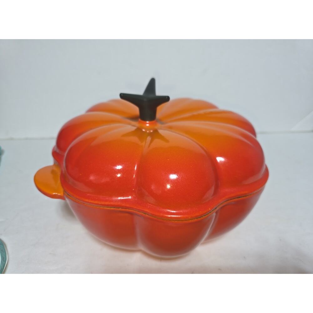 Le Creuset Flame Pumpkin Enameled Cast Iron Casserole Dutch Oven Cocotte 2 qt